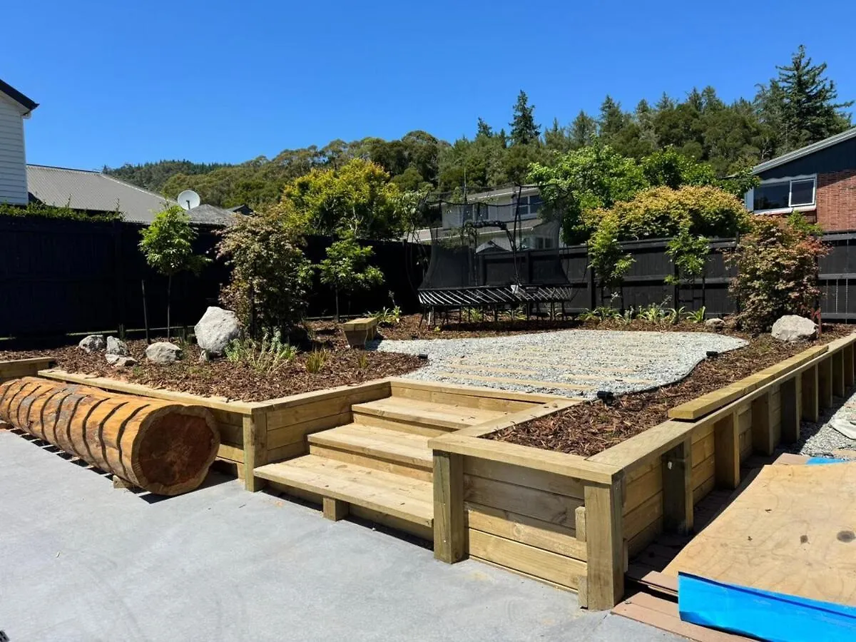 Luxury Redwoods Home With Heated Pool, Spa, Sauna Rotorua Villa